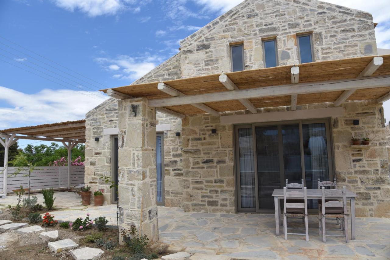 Laini Luxury Suites Pombia Exterior photo